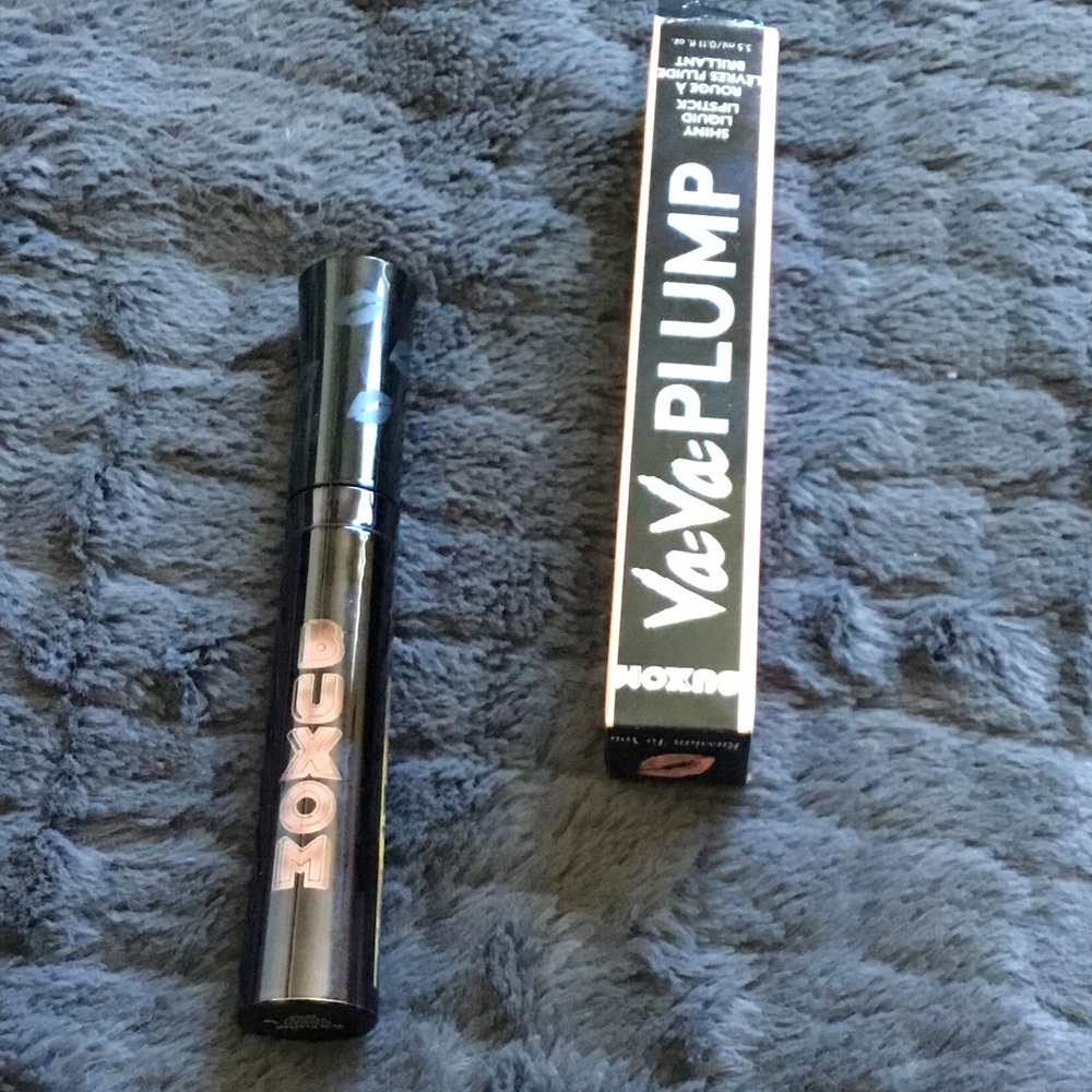 Buxom shiny liquid lipstick in Russian to you